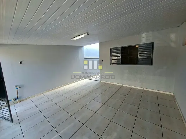 Casa 2 quartos e 1 banheiro, para alugar, no bairro Parque Rosa e Silva em Sumaré