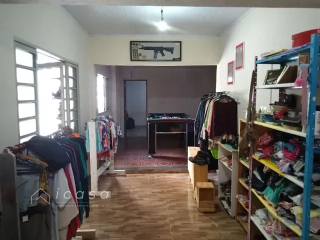 Casa com 848m² 5 quartos e 2 banheiros, à venda, no bairro Vera Cruz em Caçapava