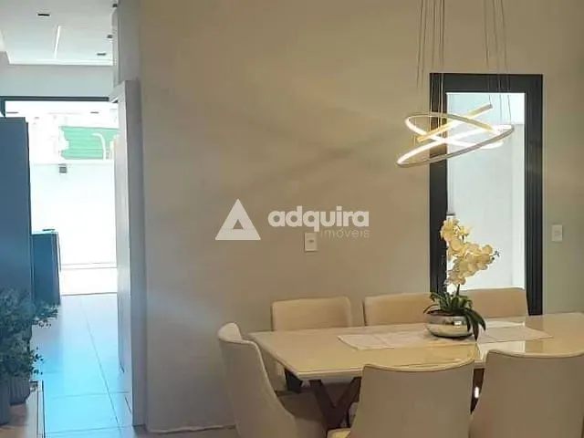 Casa 3 quartos e 3 banheiros, à venda, no bairro Contorno em Ponta Grossa