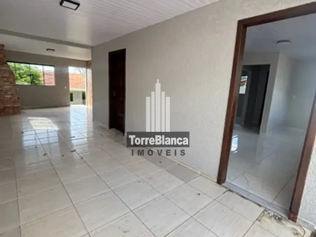 Casa 4 quartos e 2 banheiros, à venda, no bairro Jardim Carvalho em Ponta Grossa