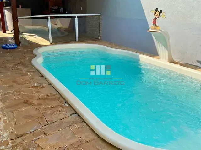 Casa com 319m² 3 quartos e 1 banheiro, à venda, no bairro São Luiz em Paulínia