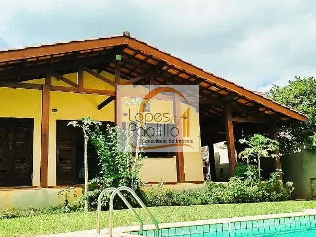 Casa com 613m² 4 quartos e 4 banheiros, à venda, no bairro Jardim Santa Bárbara em Atibaia
