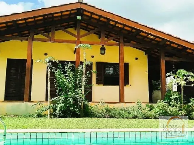 Casa com 613m² 4 quartos e 4 banheiros, à venda, no bairro Jardim Santa Bárbara em Atibaia