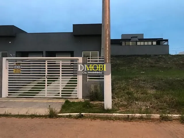 Casa com 132m² 2 quartos e 1 banheiro, à venda, no bairro Dom Feliciano em Gravataí