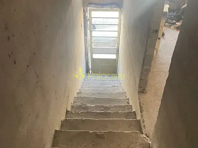 Casa com 250m² 3 quartos e 1 banheiro, à venda, no bairro Conjunto Residencial Araretama em Pindamonhangaba