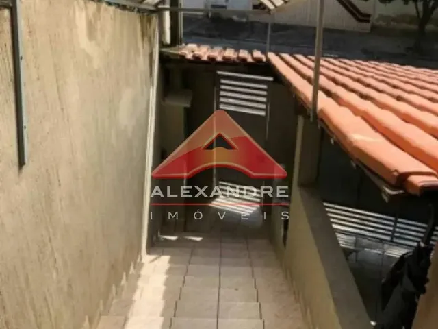 Casa com 125m² 3 quartos e 2 banheiros, à venda, no bairro Monte Castelo em São José Dos Campos