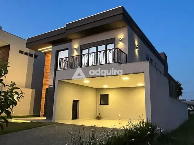 Casa com 300m² 3 quartos e 4 banheiros, à venda, no bairro Jardim Carvalho em Ponta Grossa