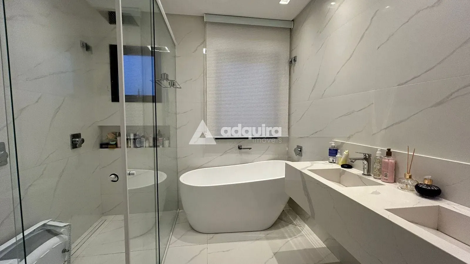 Casa, 3 quartos, 250 m² - Foto 14