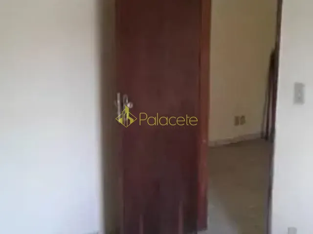 Casa 5 quartos e 3 banheiros, à venda, no bairro Jardim Maria Augusta em Taubaté