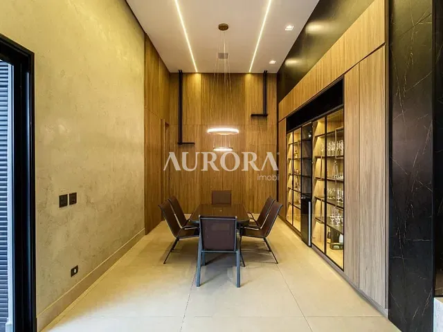 Casa com 700m² 5 quartos e 4 banheiros, à venda, no bairro Parque Residencial Manela em Cambé