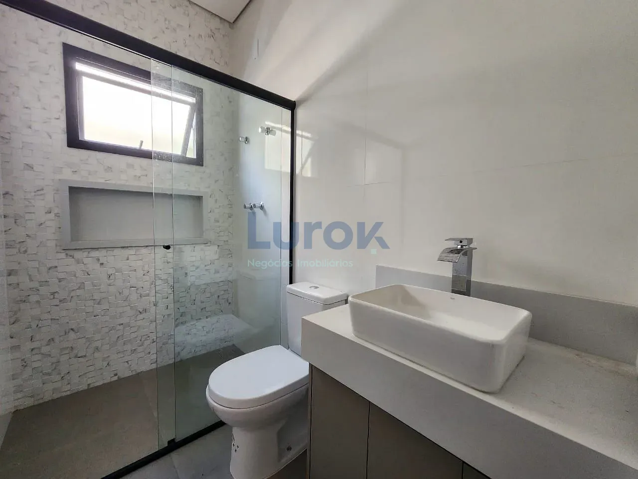 Casa, 4 quartos, 230 m² - Foto 15