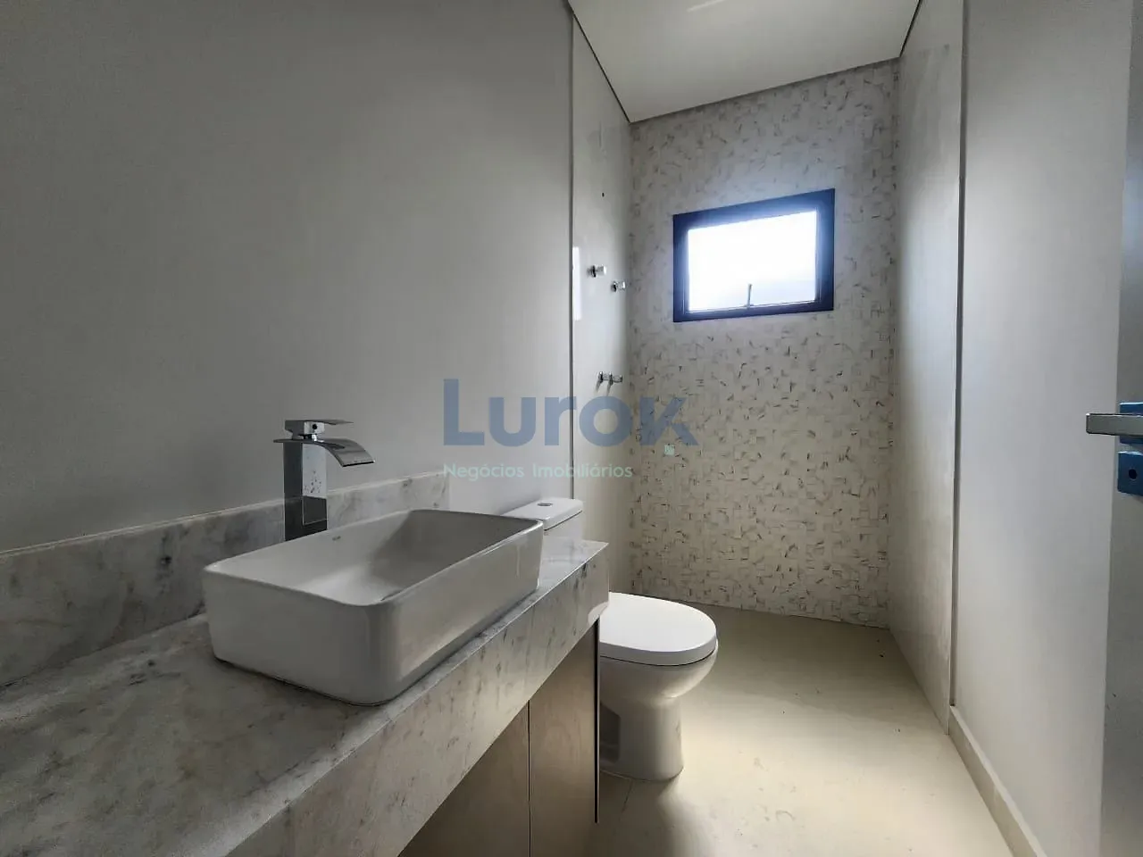 Casa, 4 quartos, 230 m² - Foto 19