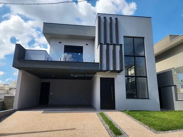 Casa com 300m² 4 quartos e 5 banheiros, à venda, no bairro Pinheiro em Valinhos