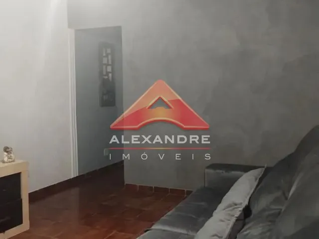 Casa com 125m² 2 quartos e 1 banheiro, à venda, no bairro Jardim das Cerejeiras em São José Dos Campos