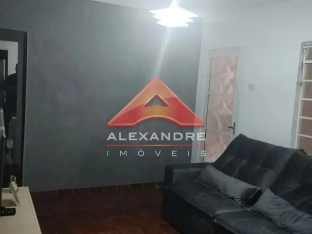 Casa com 125m² 2 quartos e 1 banheiro, à venda, no bairro Jardim das Cerejeiras em São José Dos Campos