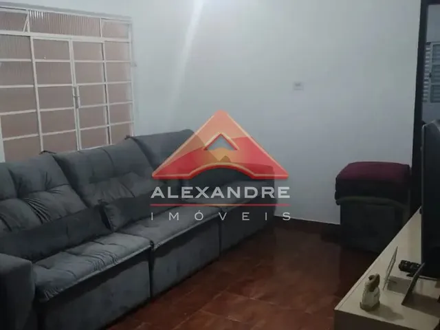 Casa com 125m² 2 quartos e 1 banheiro, à venda, no bairro Jardim das Cerejeiras em São José Dos Campos