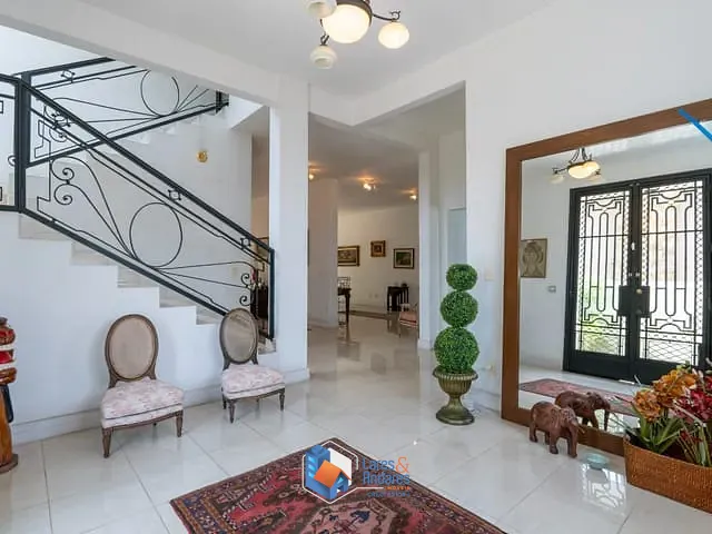 Casa com 800m² 4 quartos e 6 banheiros, à venda, no bairro Jardim Leonor em São Paulo