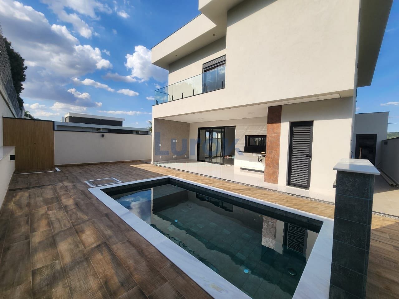 Casa, 3 quartos, 257 m² - Foto 35