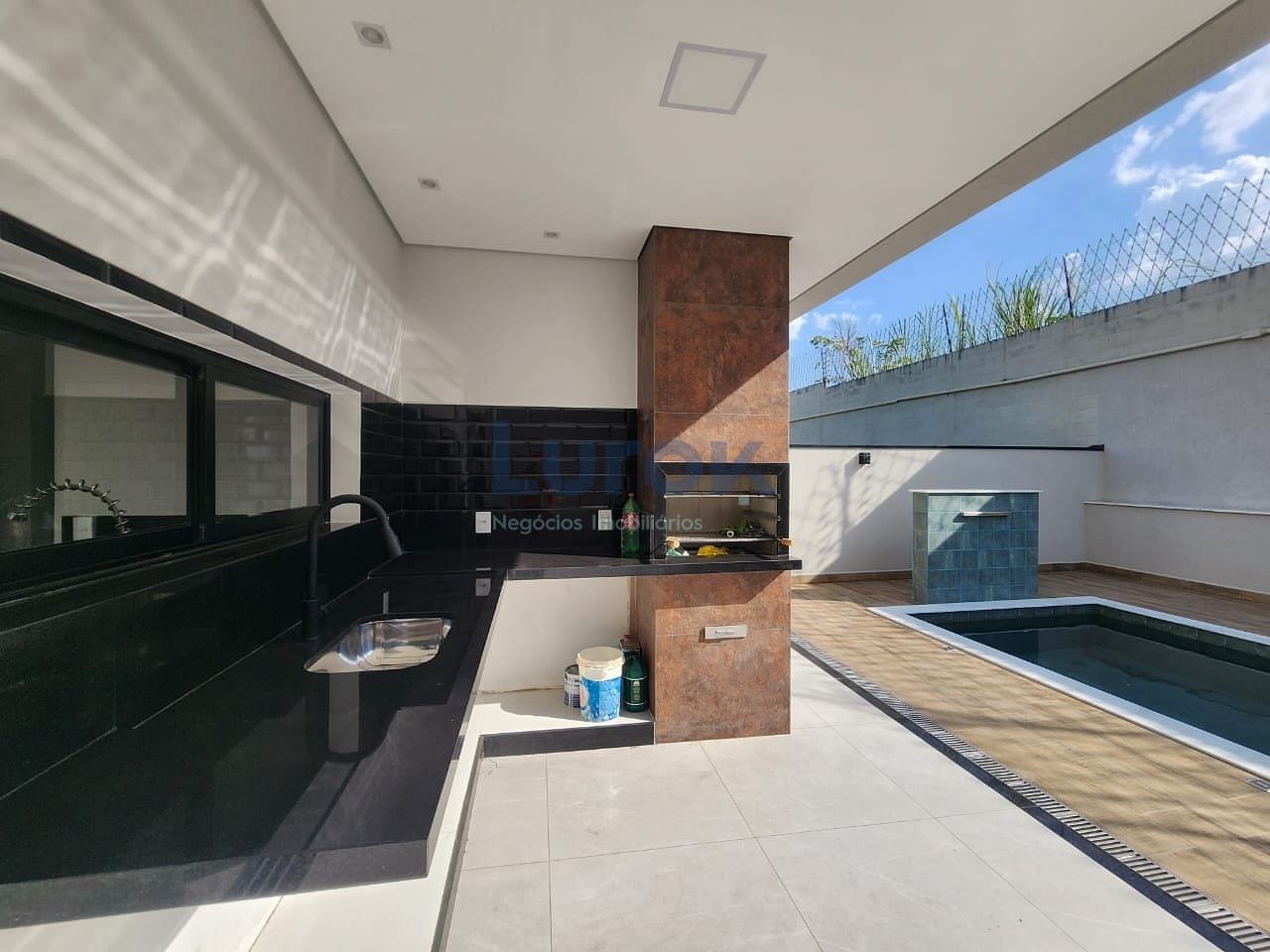 Casa, 3 quartos, 257 m² - Foto 32