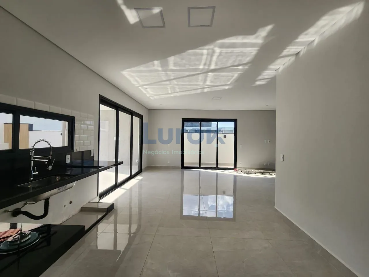Casa, 3 quartos, 257 m² - Foto 6