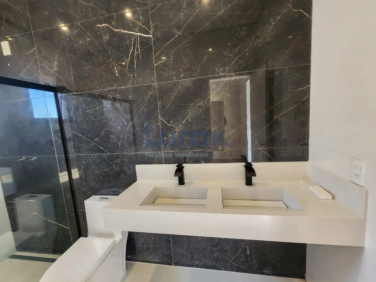 Casa, 3 quartos, 257 m² - Foto 20