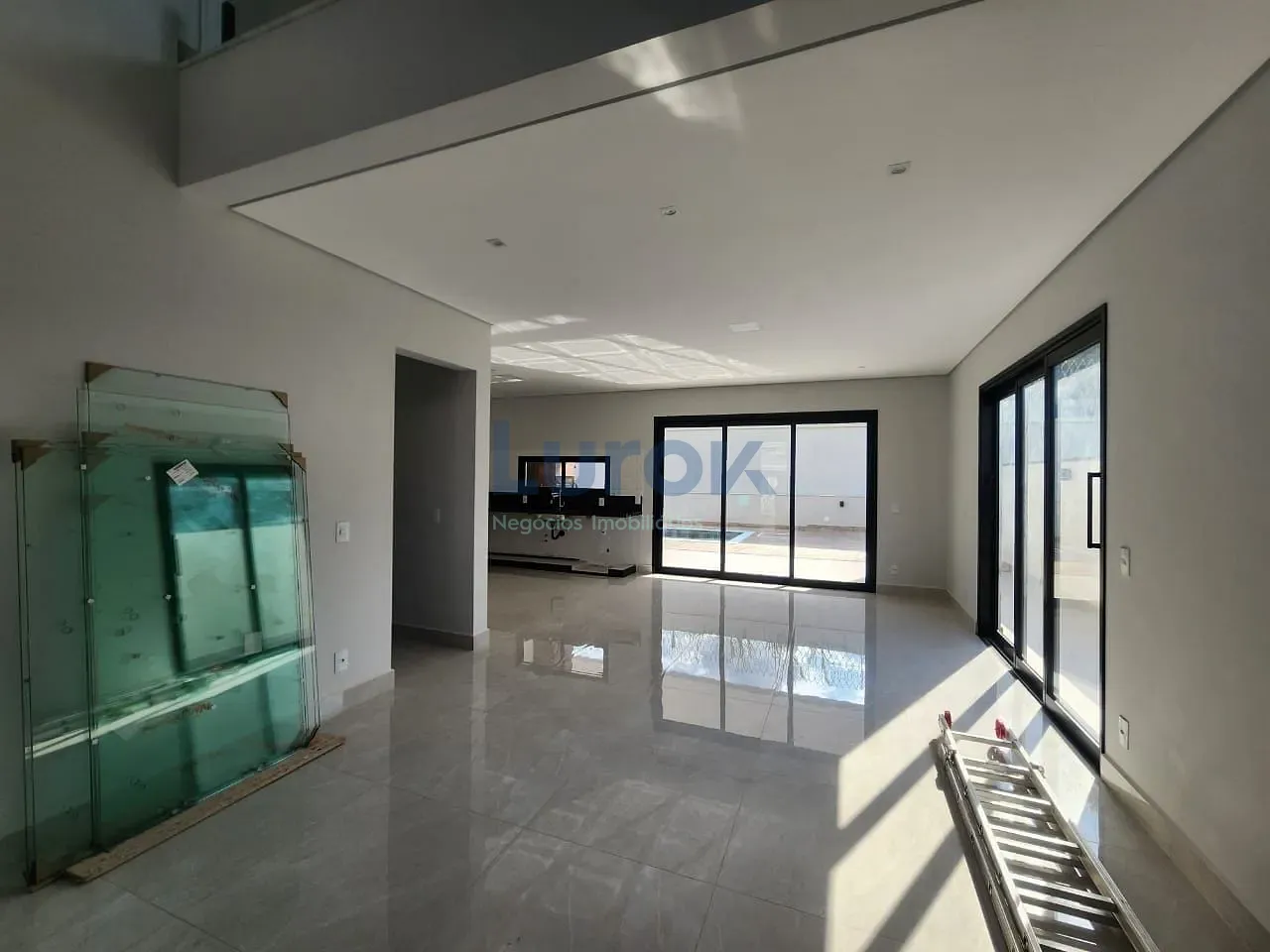 Casa, 3 quartos, 257 m² - Foto 8