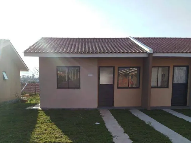 Locação - Casa Nova com 2 quartos,1 banheiro, 1 vaga de garagem, 42 m² - Estrela, Ponta Grossa.