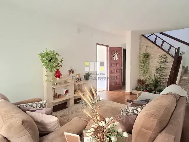 Casa com 257m² 4 quartos e 4 banheiros, à venda, no bairro Jardim Paulista em Sumaré