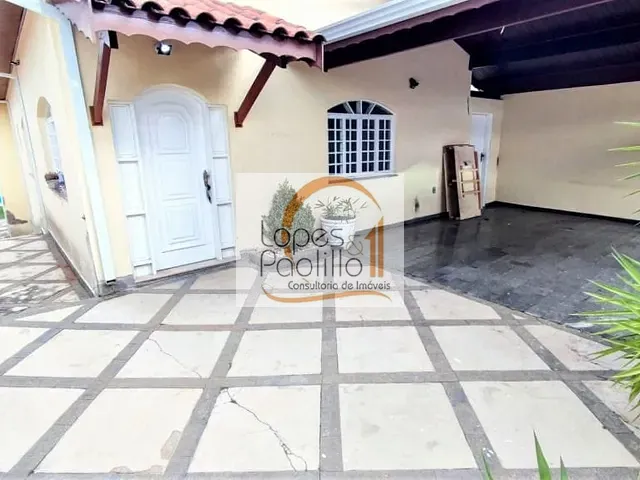 Casa com 428m² 3 quartos e 2 banheiros, à venda, no bairro Jardim Siriema em Atibaia