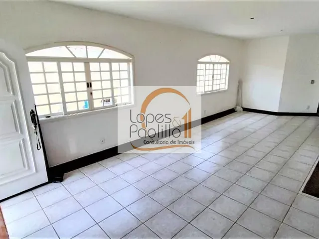 Casa com 428m² 3 quartos e 2 banheiros, à venda, no bairro Jardim Siriema em Atibaia