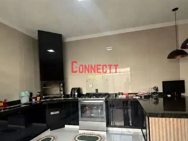 Casa com 160m² 2 quartos e 2 banheiros, à venda, no bairro Jardim Cristo Redentor em Ribeirão Preto