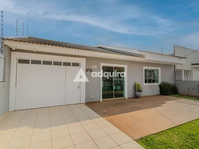 Casa com 395m² 4 quartos e 3 banheiros, à venda, no bairro Estrela em Ponta Grossa