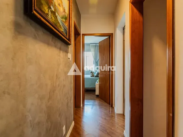Casa com 395m² 4 quartos e 3 banheiros, à venda, no bairro Estrela em Ponta Grossa