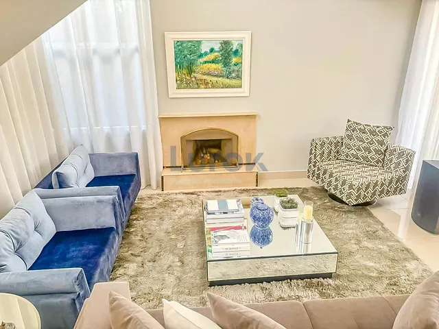 Casa com 375m² 4 quartos e 5 banheiros, à venda, no bairro Jardim Recanto em Valinhos