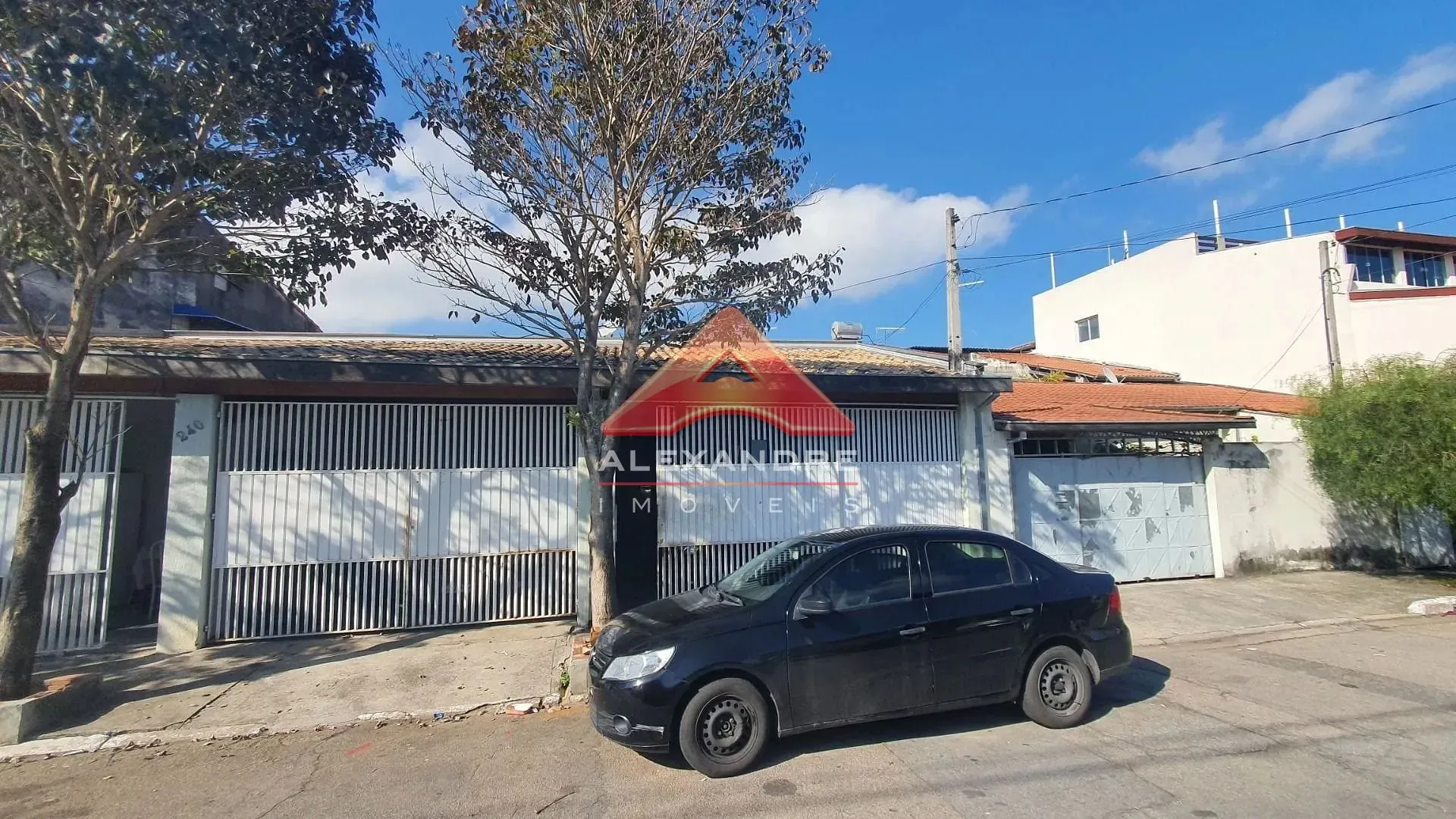 Casa, 3 quartos, 207 m² - Foto 2
