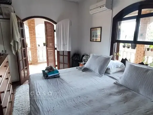 Casa com 300m² 6 quartos e 5 banheiros, à venda, no bairro Jardim Jaqueira em Caraguatatuba