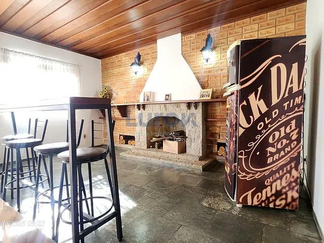 Casa com 250m² 3 quartos e 3 banheiros, à venda, no bairro Jardim Nova Europa em Campinas