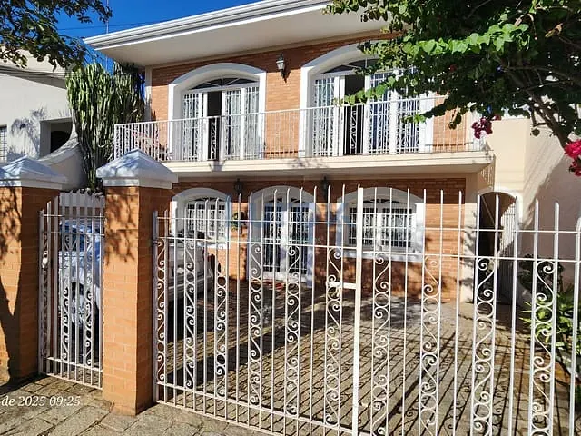 Casa com 250m² 3 quartos e 3 banheiros, à venda, no bairro Jardim Nova Europa em Campinas