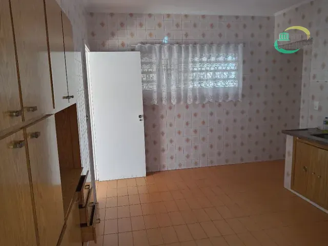 Casa com 300m², à venda, no bairro Jardim Eulina em Campinas