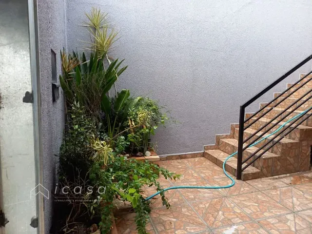 Casa com 174m² 2 quartos e 2 banheiros, à venda, no bairro Parque Residencial Santo André em Caçapava