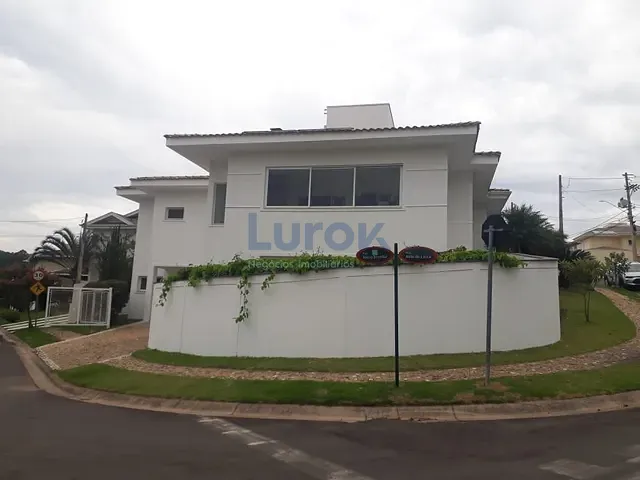 Casa com 300m² 3 quartos e 5 banheiros, à venda, no bairro Ortizes em Valinhos