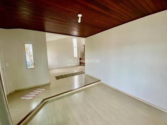 Casa com 615m² 3 quartos e 4 banheiros, à venda, no bairro Jardim Emília em Sorocaba