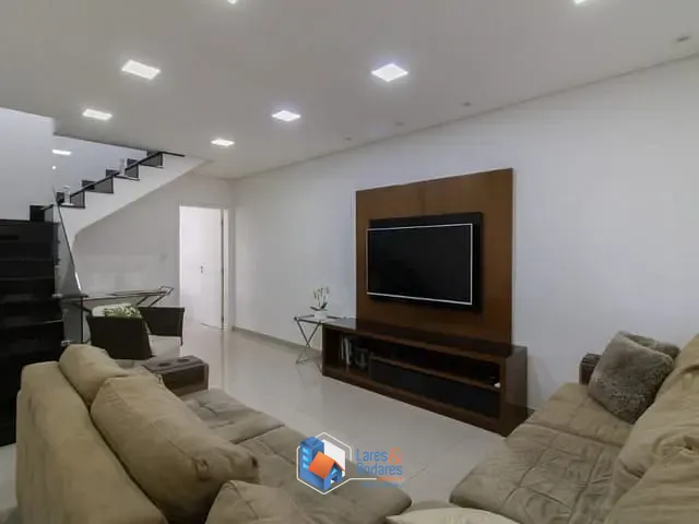 Casa com 138m² 3 quartos e 3 banheiros, à venda, no bairro Jardim Vila Galvão em Guarulhos