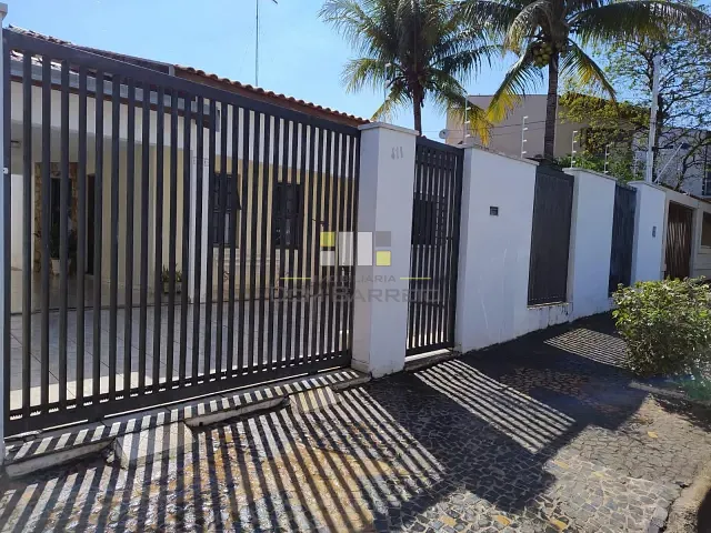 Casa com 360m² 2 quartos e 2 banheiros, à venda, no bairro Vila Menuzzo em Sumaré