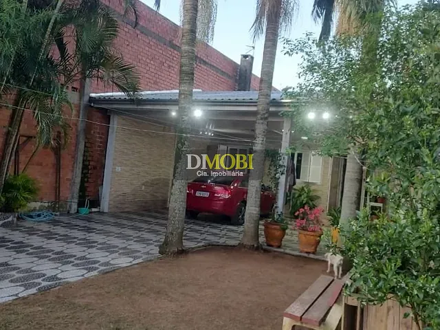 Casa com 300m² 2 quartos e 2 banheiros, à venda, no bairro São Vicente em Gravataí
