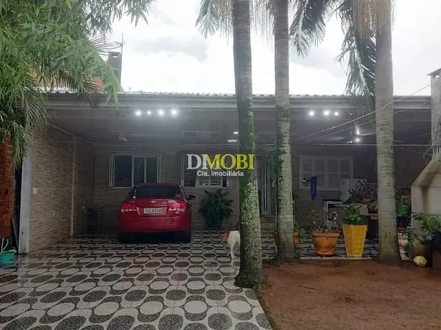 Casa com 300m² 2 quartos e 2 banheiros, à venda, no bairro São Vicente em Gravataí