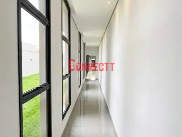 Casa com 700m² 2 quartos e 3 banheiros, à venda, no bairro Cravinhos em Cravinhos
