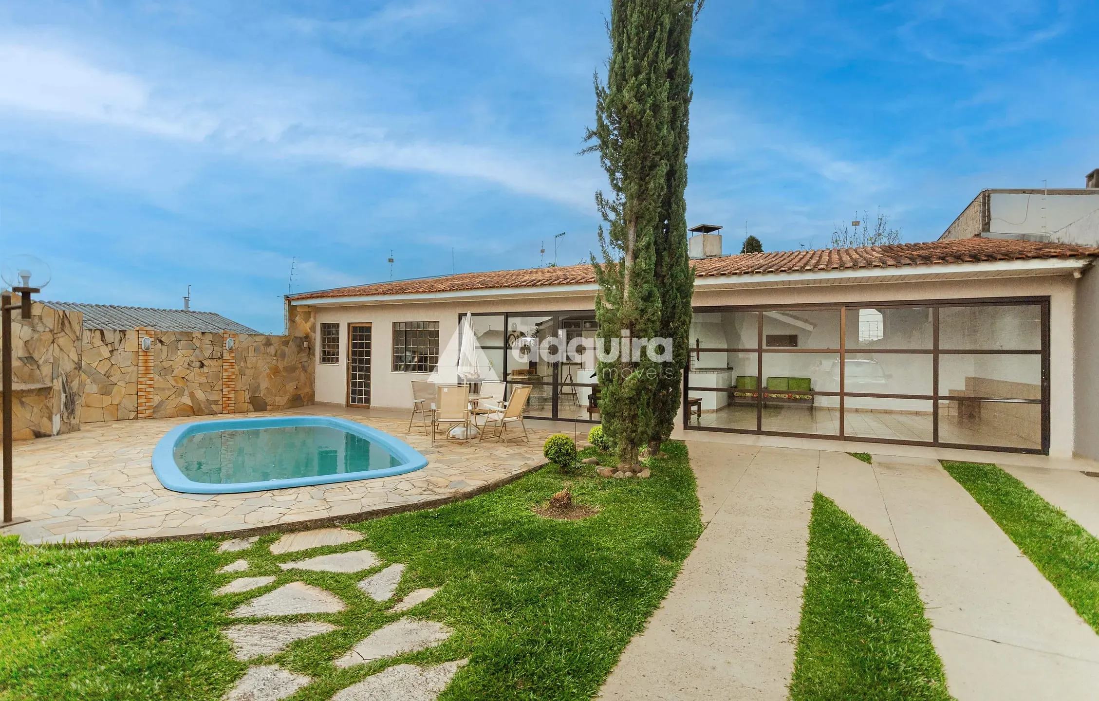 Casa, 3 quartos, 292 m² - Foto 2