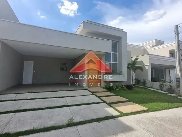 Casa com 300m² 3 quartos e 2 banheiros, à venda, no bairro Condomínio Terras do Vale em Caçapava