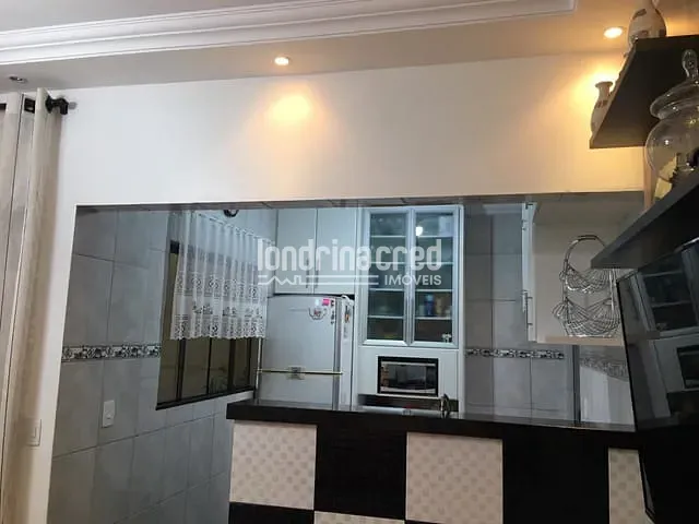 Casa com 190m², à venda, no bairro Residencial Golden Park em Cambé